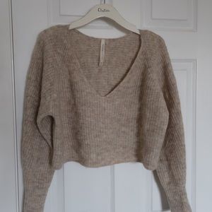 Aritzia The Group by Babaton Tessin Sweater in Oatmeal Size XS